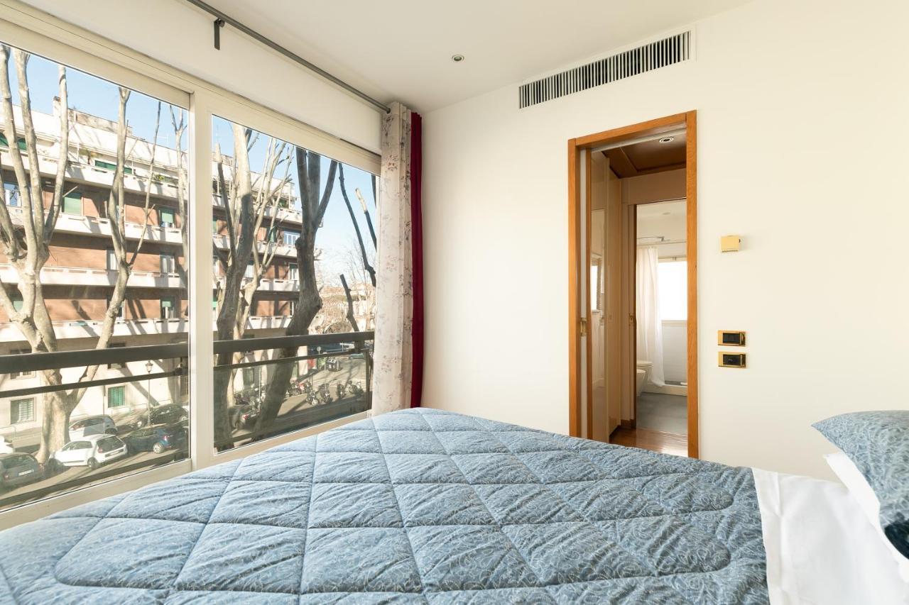 Villa R.C. Giulio Cesare. Loft in centro Roma Esterno foto