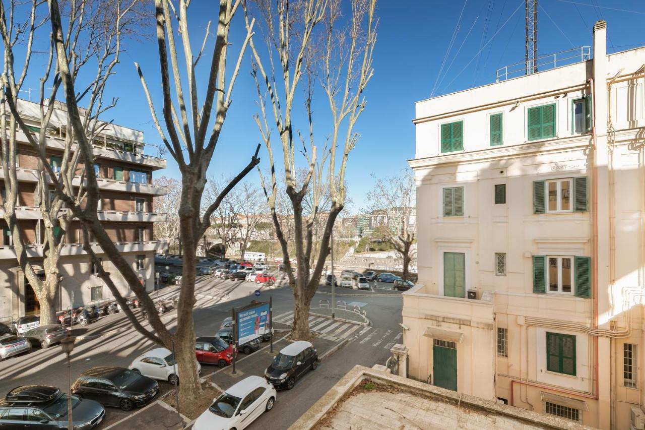 Villa R.C. Giulio Cesare. Loft in centro Roma Esterno foto